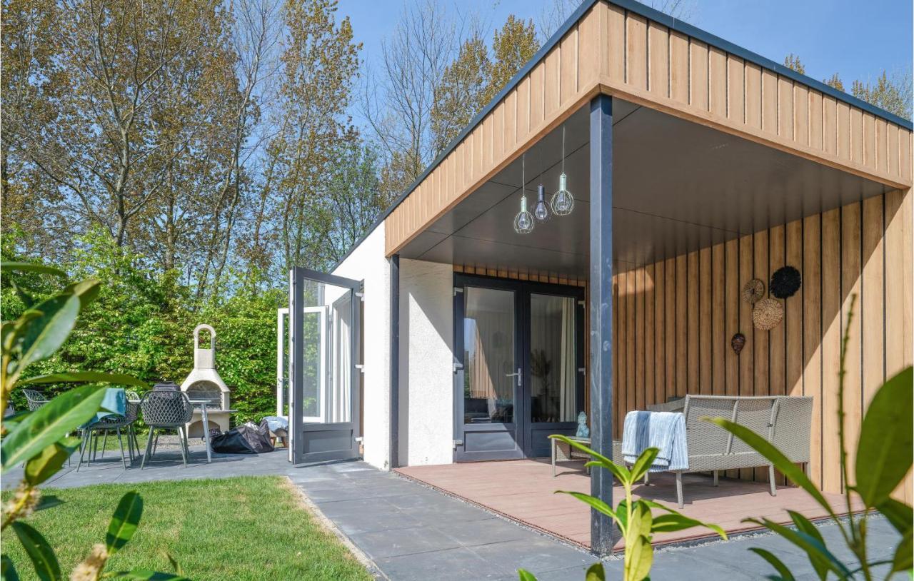 Vakantiehuis In With Sauna